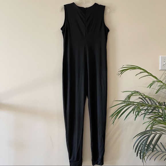 Black Sleeveless Jumpsuit - Picture 10 of 12